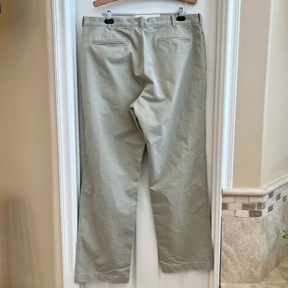 Men’s J.Crew Chino Pants, 38x34 - Picture 2 of 4